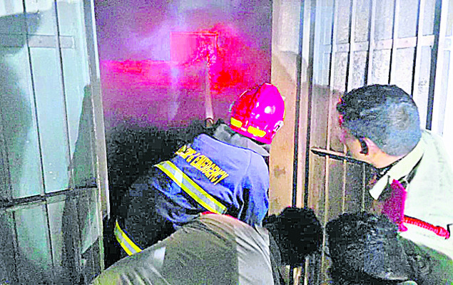 జీడి ఫ్యాక్టరీ దగ్ధం2