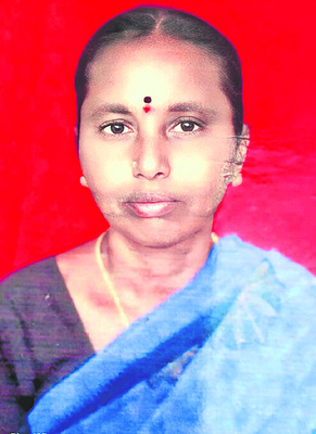 మహిళ ఉసురు తీసిన పిడుగు 2
