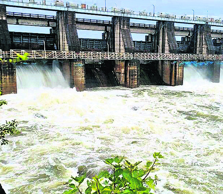 గెడ్డల్లోని ఇసుక స్థానిక  అవసరాలకు మాత్రమే... 2