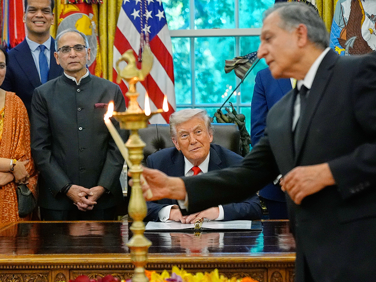 Diwali celebration in the Oval Office at the White House5