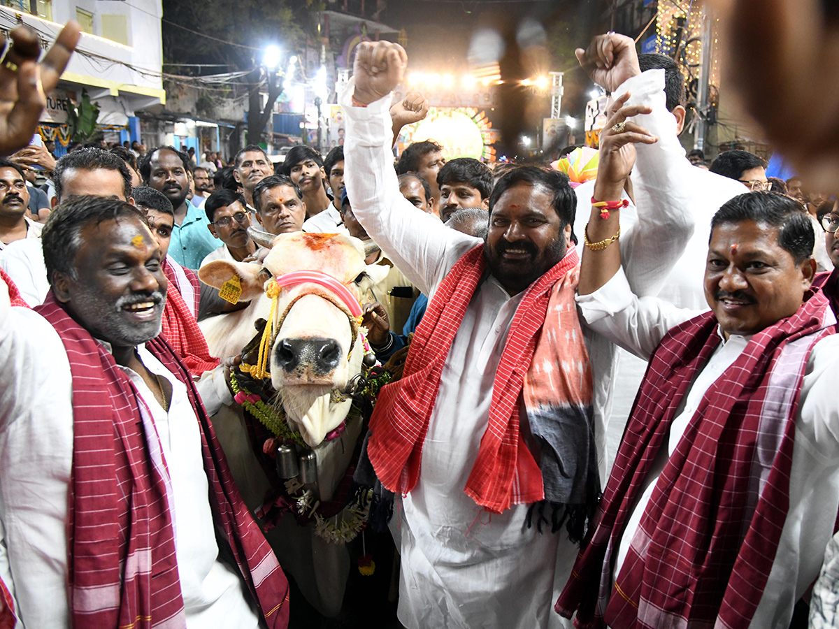 Sadar Festival 2025 Celebrations In Hyderabad Photos14