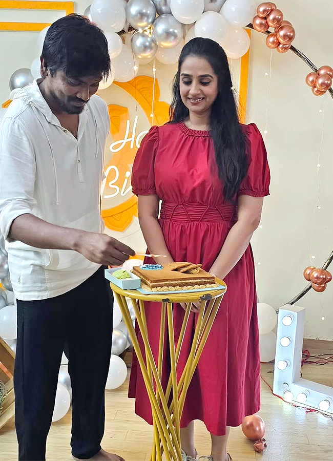 హీరోయిన్‌ లయ బర్త్‌డే సెలబ్రేషన్స్‌ (ఫోటోలు) | Tollywood Actress Laya ...