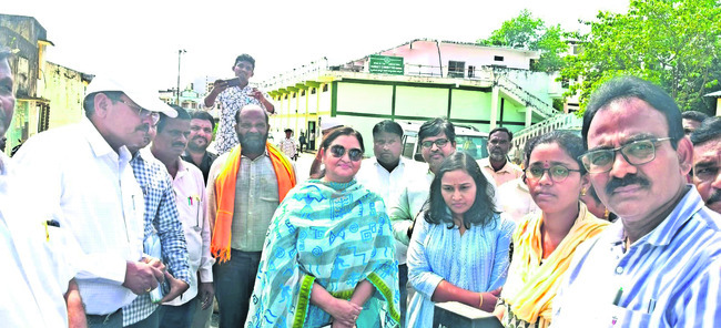 ఇందిరమ్మ ఇళ్లు నిర్మించుకోవాలి1