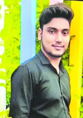 కుటుంబ కలహాలతో వ్యక్తి ఆత్మహత్య1