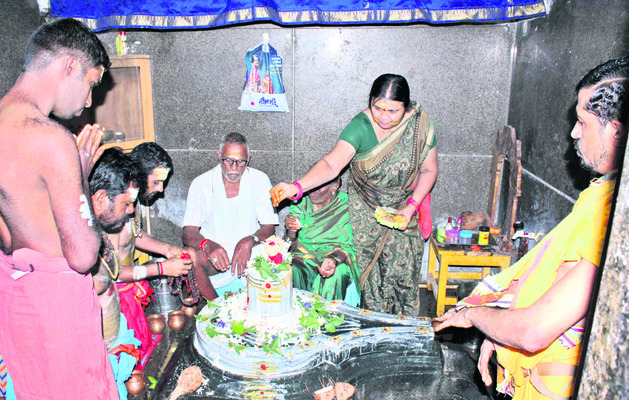 మార్మోగిన ఓంకార నాదం1