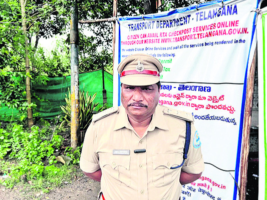 చెక్ పోస్టులు సర్దేశారు..2