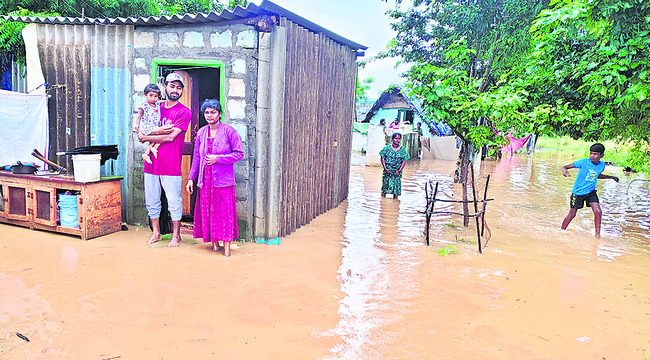 కుర్రకాల్వకు పొంచి ఉన్న ప్రమాదం
10