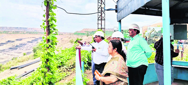 వరి కోతల్లో జాగ్రత్తలతో అధిక దిగుబడి
2