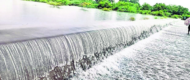 ముంచెత్తిన వాన8