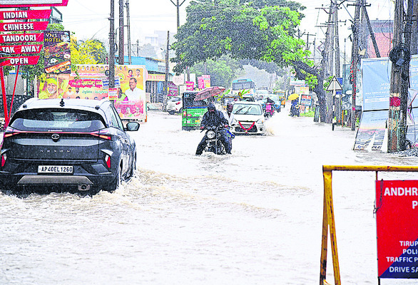 కుర్రకాల్వకు పొంచి ఉన్న ప్రమాదం
9