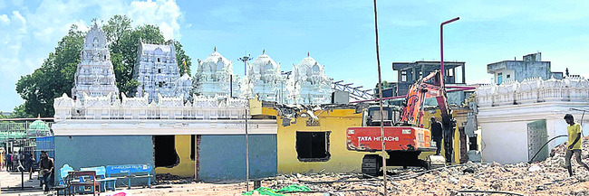 కష్టాలు తీరలే!2