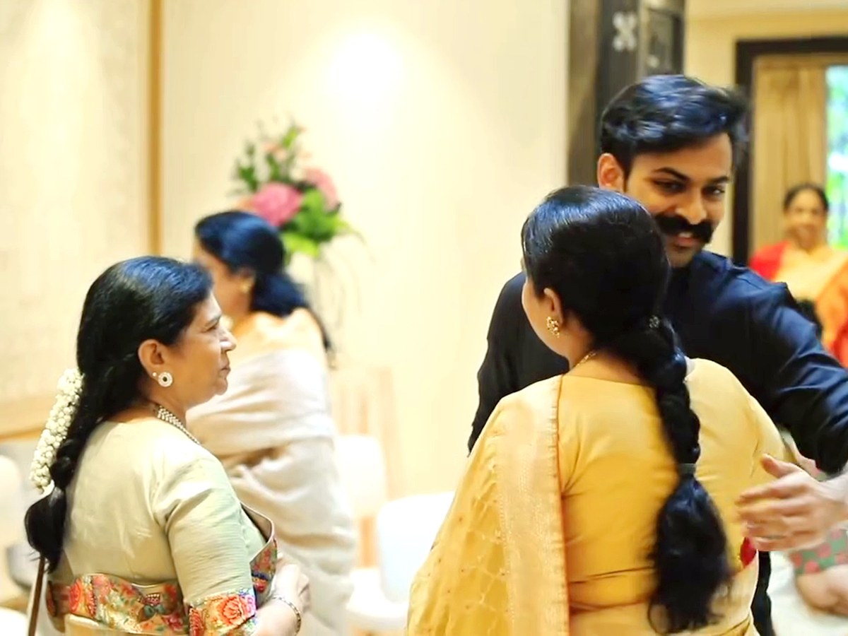 Mega Family Grandly Celebrated Upasana Baby Shower Photos Viral7