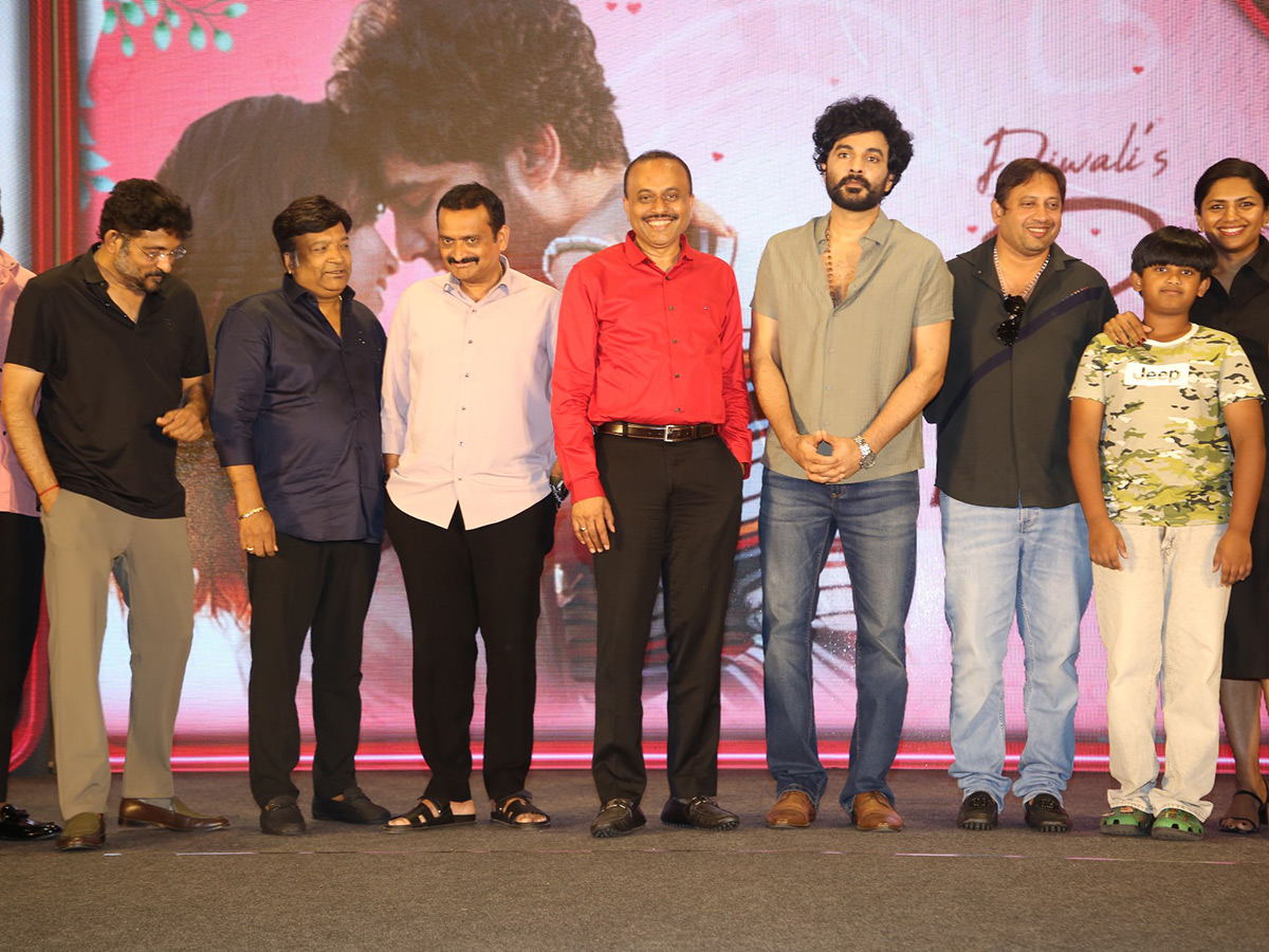 Telusu Kada Movie Success Meet Photos6
