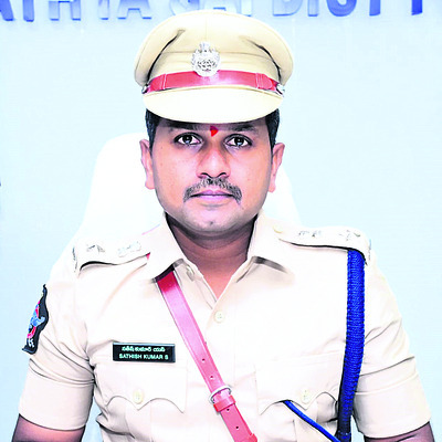 పిల్లల ప్రవర్తన గమనించాలి 
1