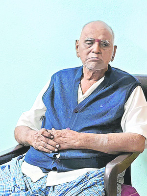 సాహితీవేత్త ‘పోచినపెద్ది’ మృతి 1