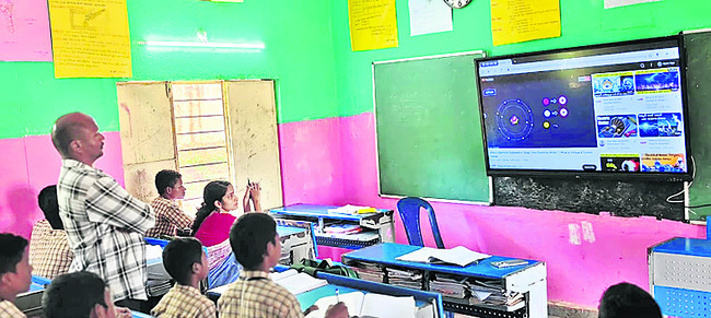 ఉపాధ్యాయుల పనితీరు మెరుగుపడాలి1
