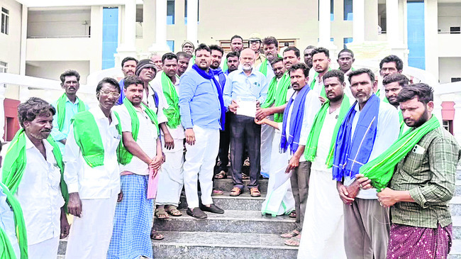 కన్నడలో నామఫలకాలు ఏర్పాటు చేయాలి4