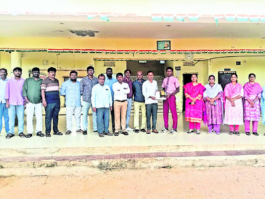 ఆసుపత్రిలో ఓపీ పెంచాలి1