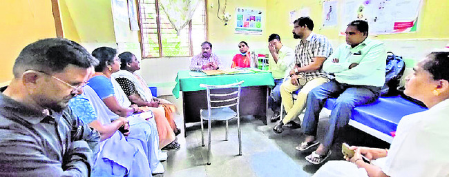 ఆసుపత్రిలో ఓపీ పెంచాలి2