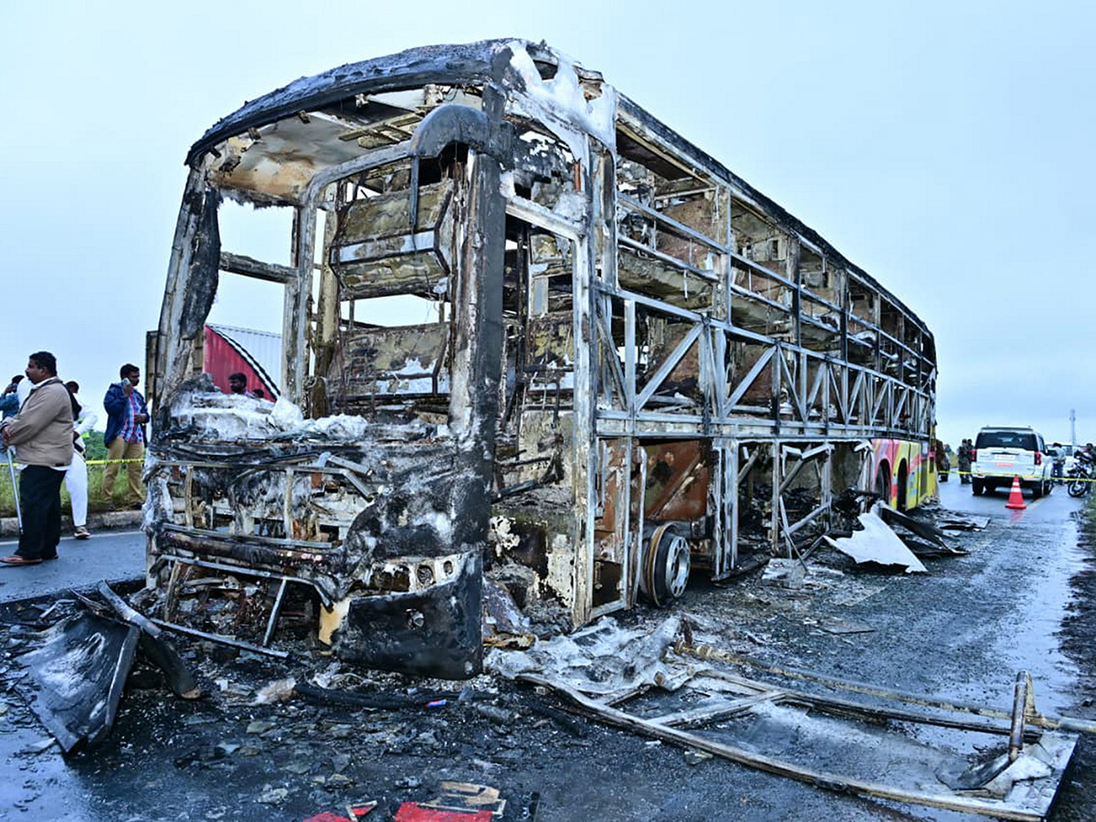 Kurnool Travels Bus FIRE Incident Photos11