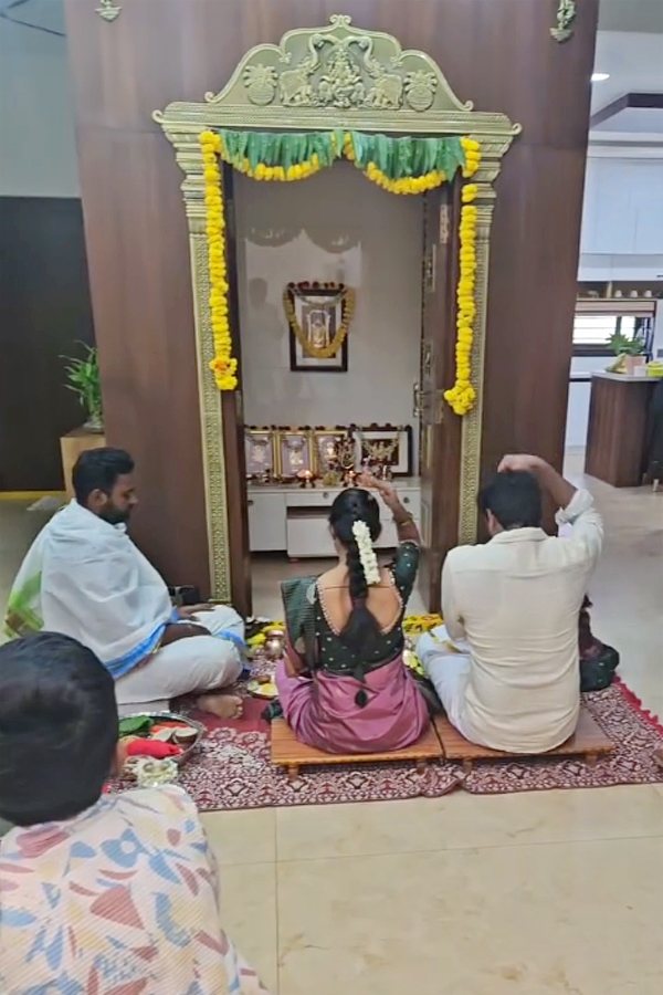 బిగ్‌బాస్ ఆదిరెడ్డి కూతురి బారసాల వేడుక (ఫొటోలు) | Bigg Boss Adi Reddy ...