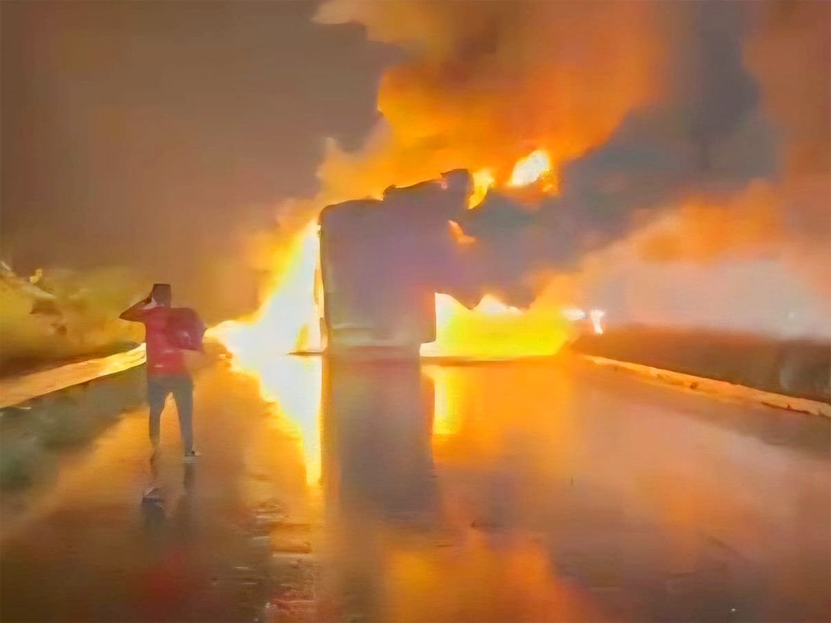 Kurnool Travels Bus FIRE Incident Photos4