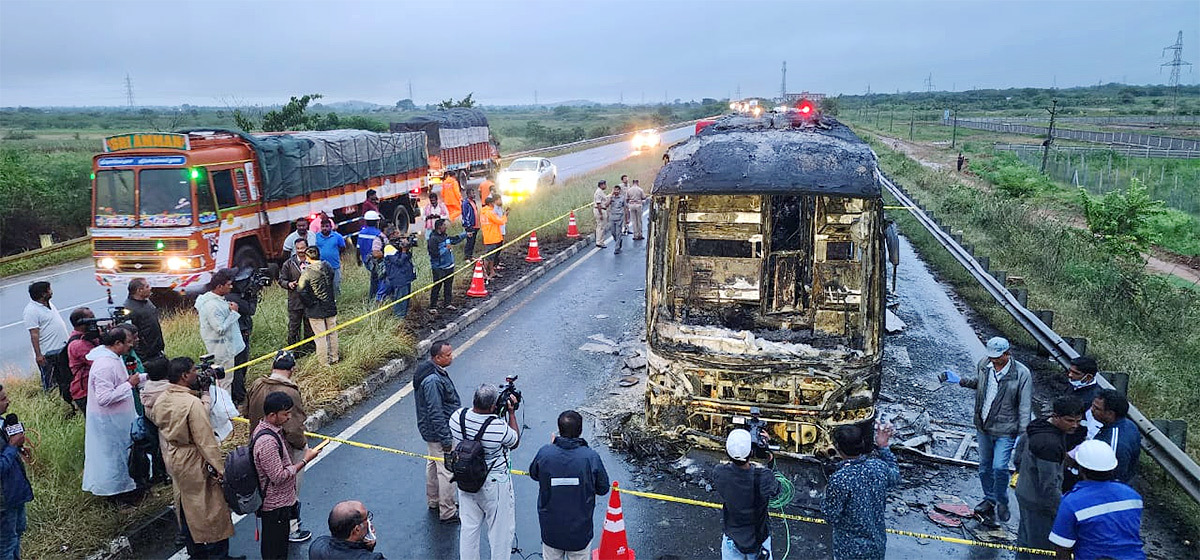 Kurnool Travels Bus FIRE Incident Photos7