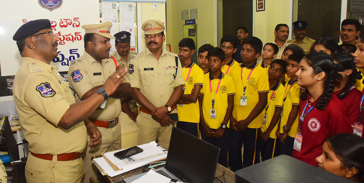 Open House at Karimnagar Commissionerate Photos12
