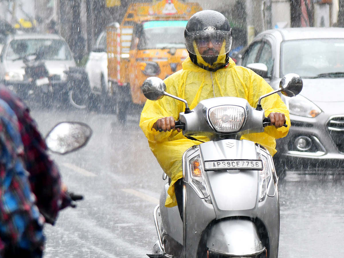 Heavy Rains in Andhra Pradesh Today Photos14