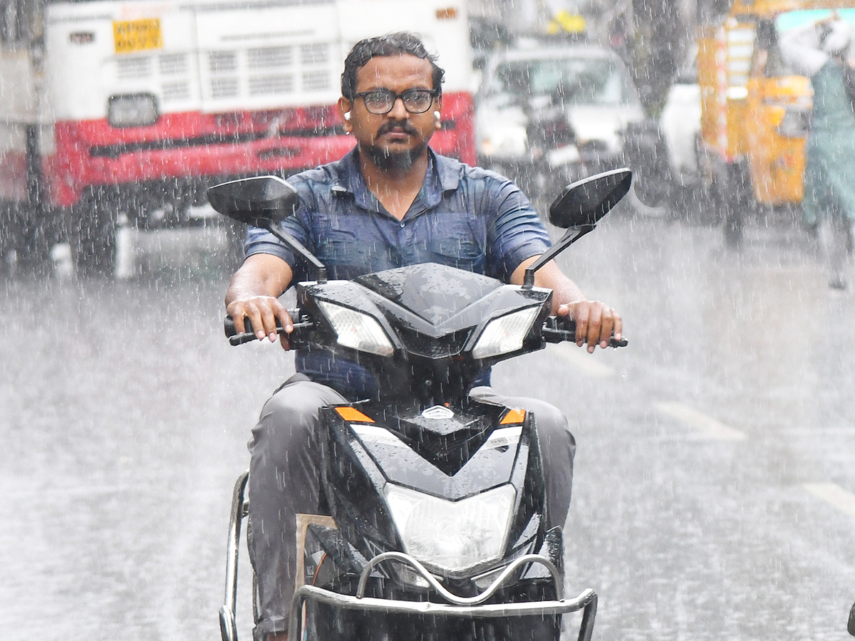 Heavy Rains in Andhra Pradesh Today Photos15