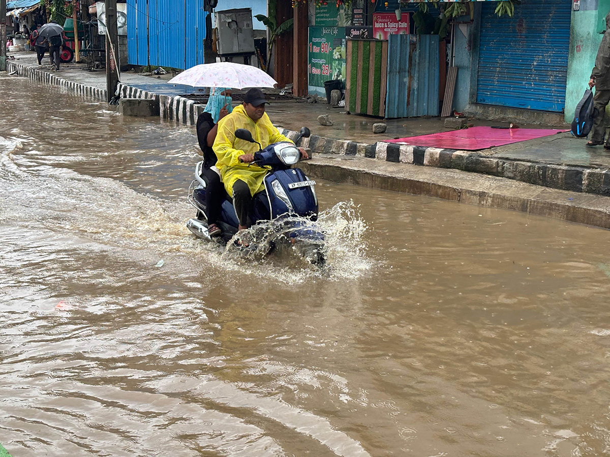 Heavy Rains in Andhra Pradesh Today Photos21