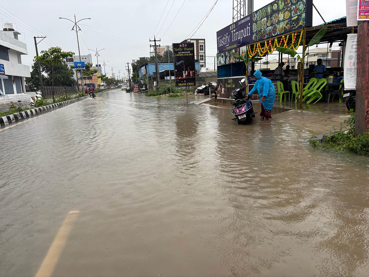Heavy Rains in Andhra Pradesh Today Photos5