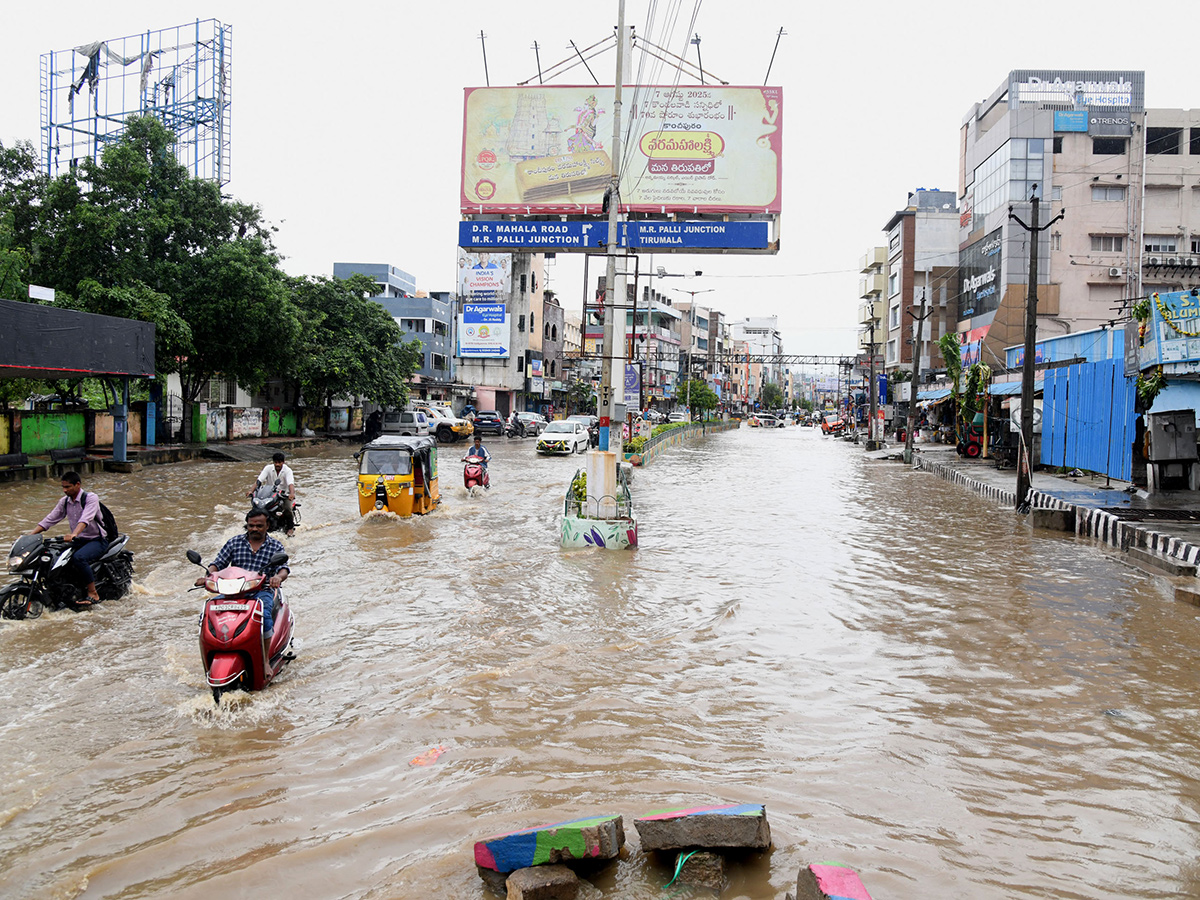 Heavy Rains in Andhra Pradesh Today Photos8