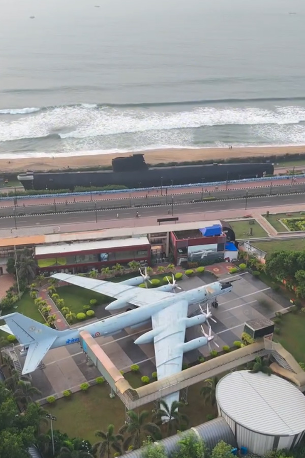 TU-142 Aircraft Museum In Visakhapatnam Beach Road Photos6