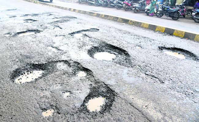 నరకప్రాయంగా నగర రహదారి2