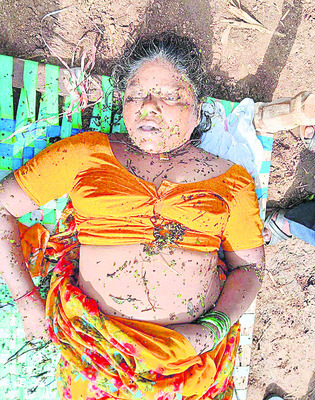 ఉరివేసుకుని రైతు ఆత్మహత్య 
1