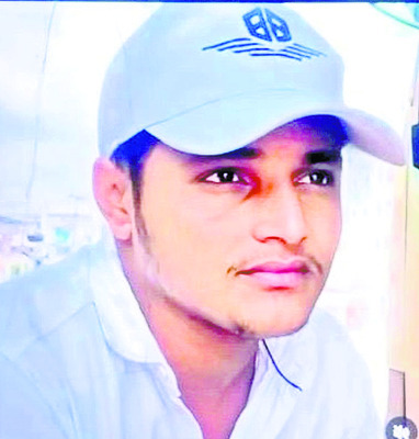 రోడ్డు ప్రమాదంలో ఒకరికి గాయాలు 
1