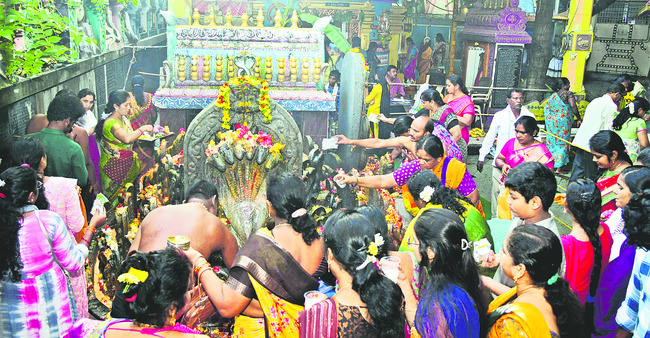 నన్నేలు నాగన్నా.. 1