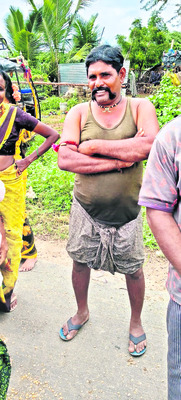 కుందూ నదిలో దూకిన వృద్ధ దంపతులు1