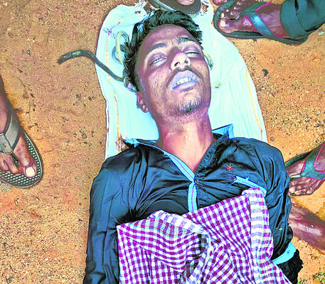 విద్యార్థులు వృత్తిశీల  నైపుణ్యత సాధించాలి4