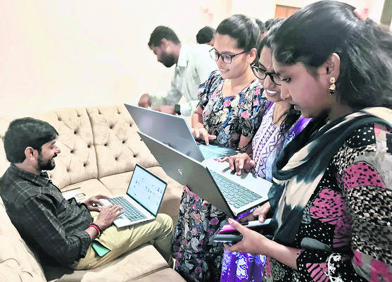 జాబ్మేళాకు సర్వం సిద్ధం1