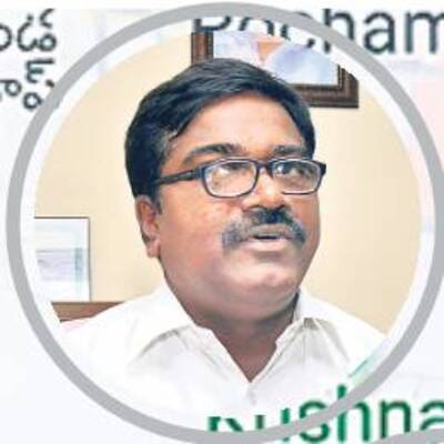 జిల్లాలోని ప్రధాన రాజకీయ పార్టీల ముఖ్య నేతలు జూబ్లీహిల్1