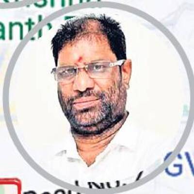 జిల్లాలోని ప్రధాన రాజకీయ పార్టీల ముఖ్య నేతలు జూబ్లీహిల్3