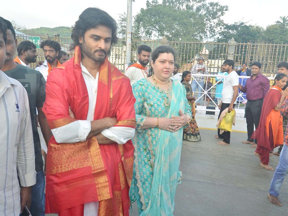 Hero Sudheer Babu And Balagam Director Venu Visits Tirumala Temple PHotos12