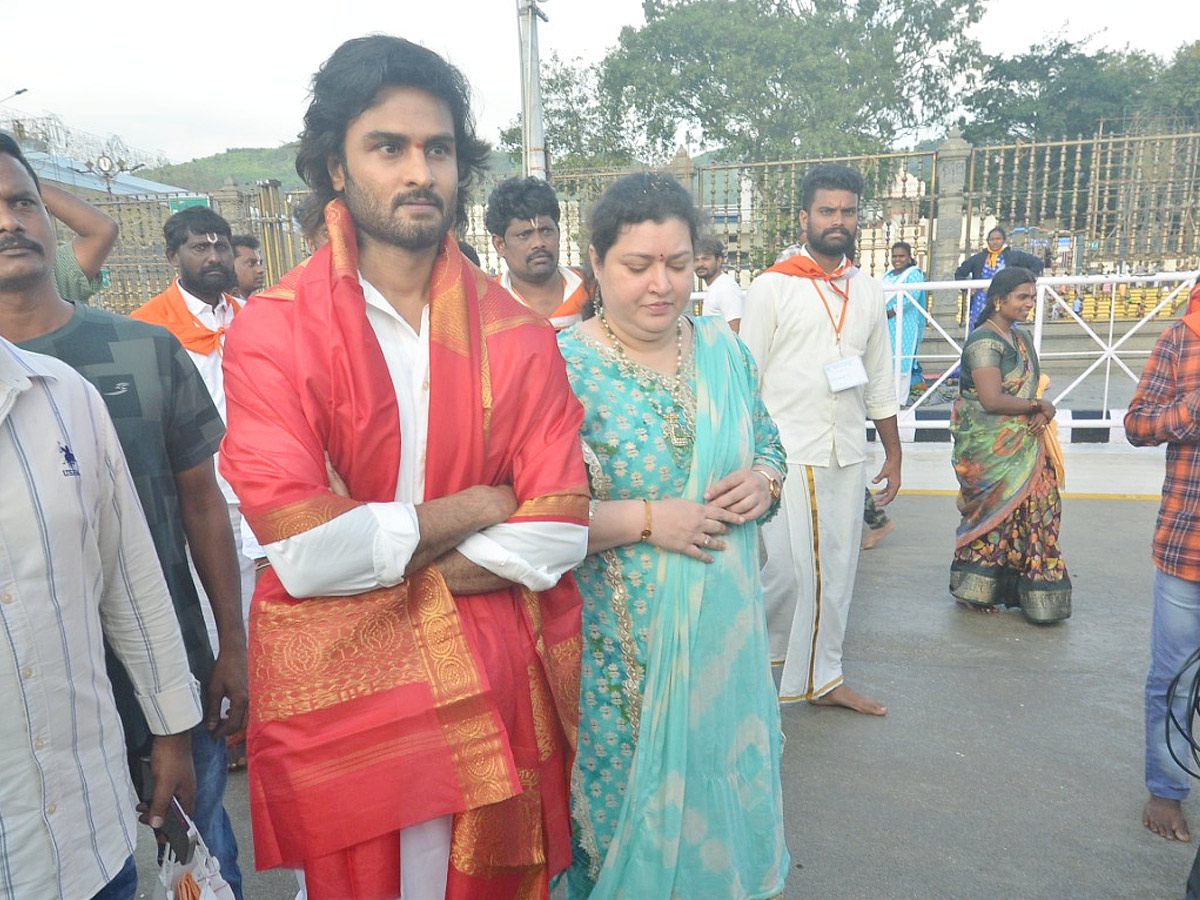 Hero Sudheer Babu And Balagam Director Venu Visits Tirumala Temple PHotos13