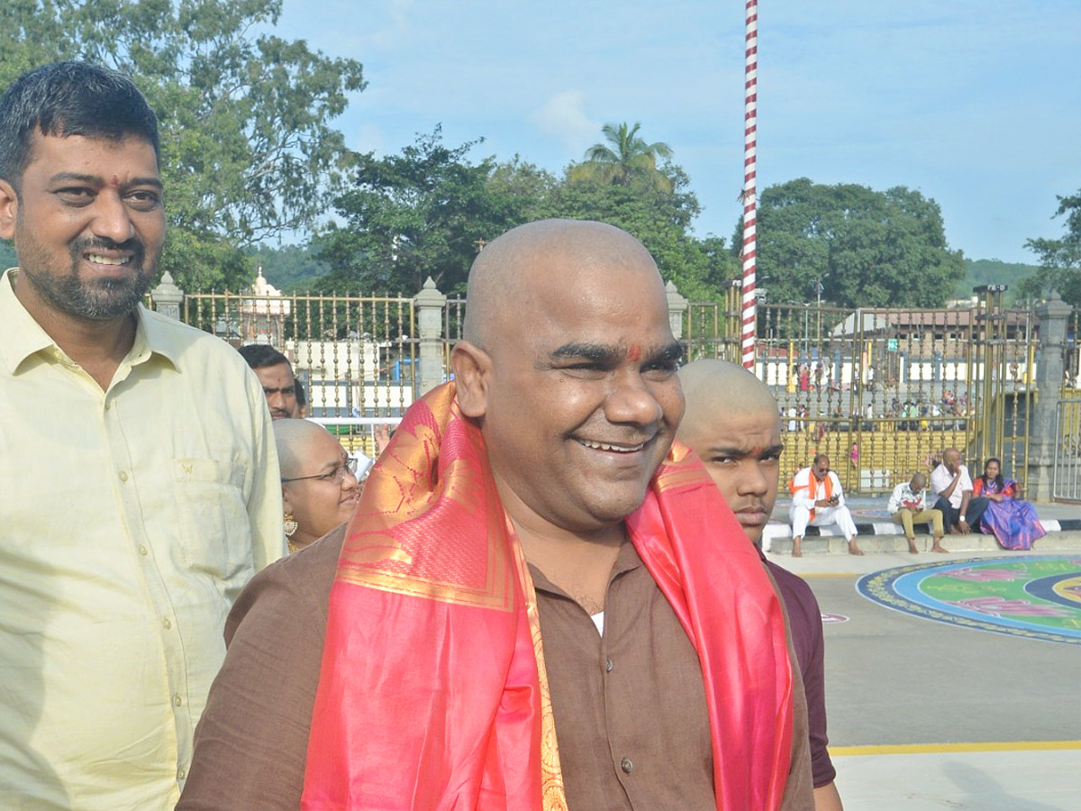 Hero Sudheer Babu And Balagam Director Venu Visits Tirumala Temple PHotos3
