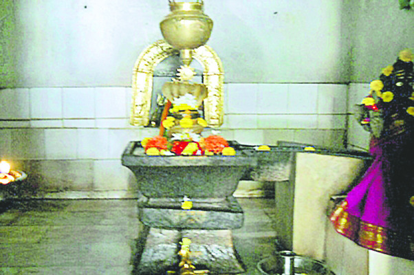 చంద్రుడు ప్రతిష్ఠించిన సోమేశ్వరులు2