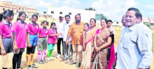 ప్రతి క్రీడాకారుడు క్రీడాస్ఫూర్తిని ప్రదర్శించాలి 1