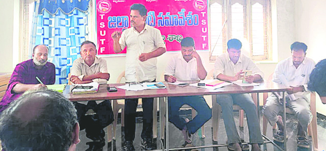 టెట్ నుంచి మినహాయింపు ఇవ్వాలి 1