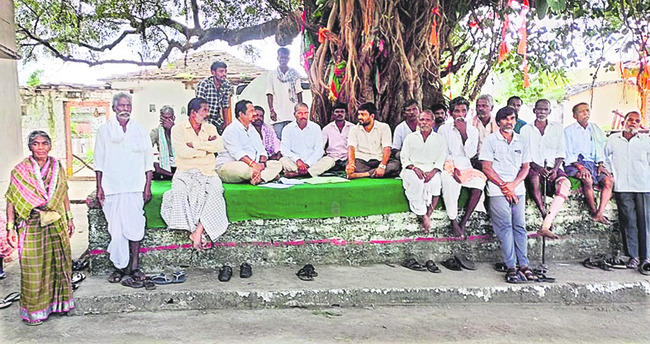 కూలీలందరికీ పని కల్పిస్తాం 1